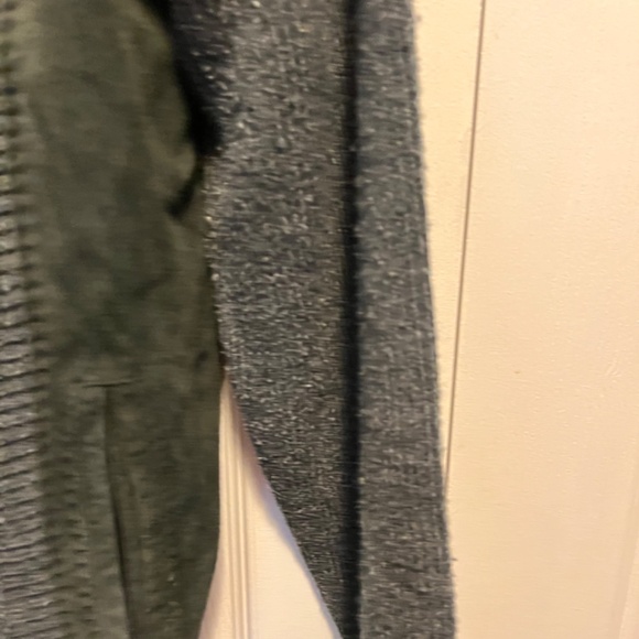 Sears size M cardigan - Picture 9 of 15